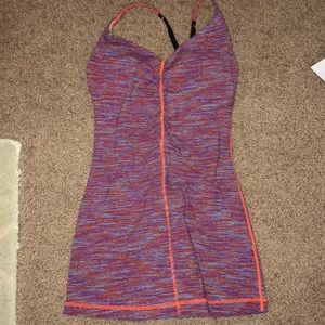 Lululemon tank 2
